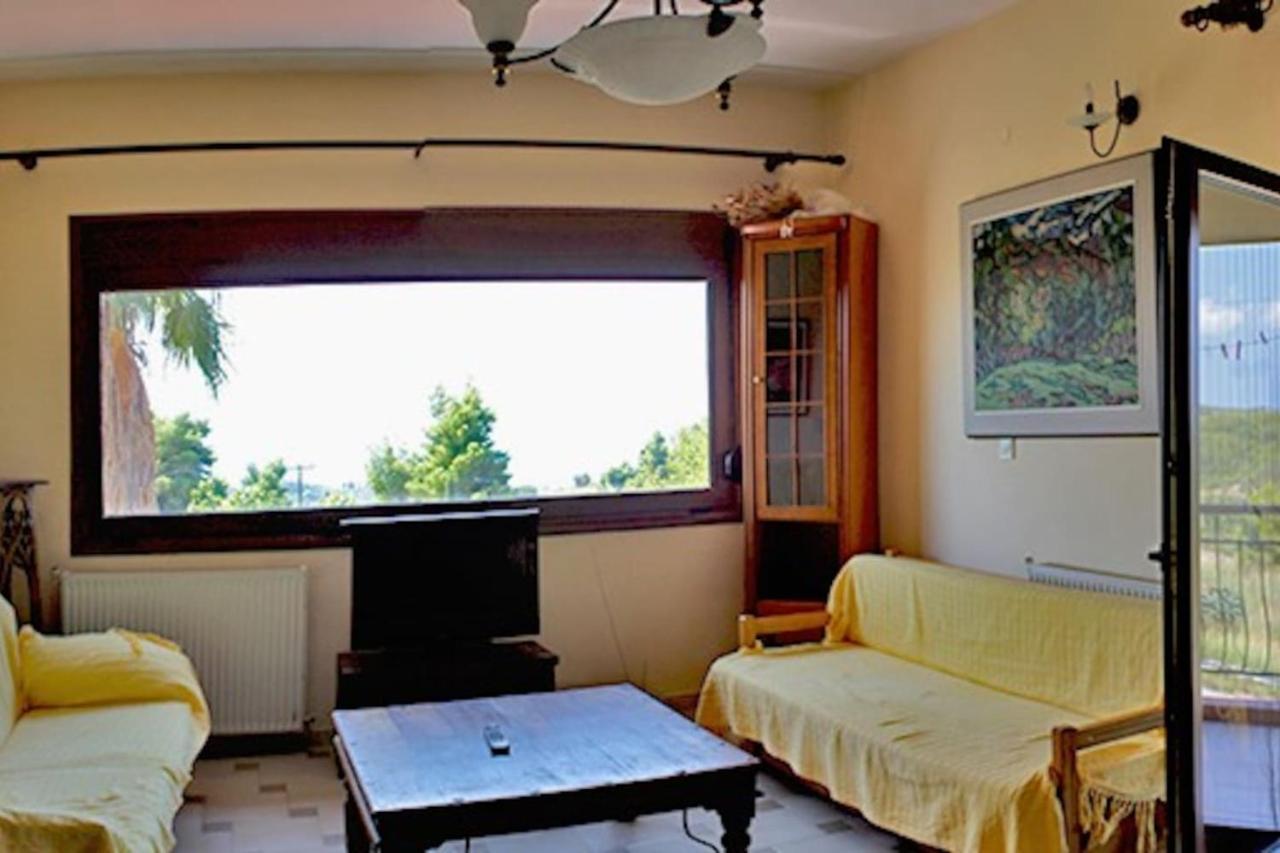 House With View Villa อาเกีย ปาราสเควิ ภายนอก รูปภาพ
